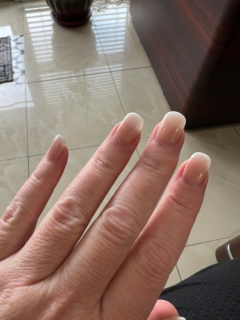 Beaute Nails & Spa 35903