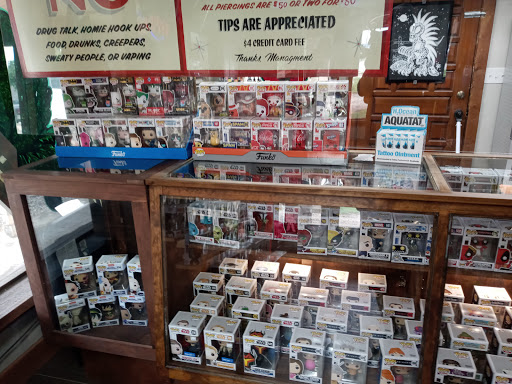 Tattoo Shop «One Love Tattoos», reviews and photos, 903 N Austin Ave, Georgetown, TX 78626, USA