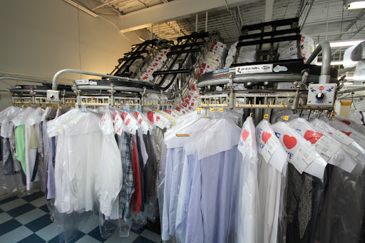 Dry Cleaner «Deluxe Cleaners», reviews and photos, 1406 Eldridge Pkwy S, Houston, TX 77077, USA
