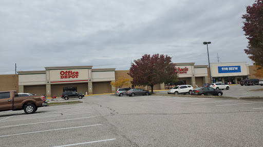 Shopping Mall «Whitehall Crossing Shopping Center», reviews and photos, IN-37, Bloomington, IN 47404, USA