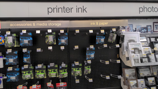 Drug Store «Walgreens», reviews and photos, 1918 W Fabyan Pkwy, Batavia, IL 60510, USA