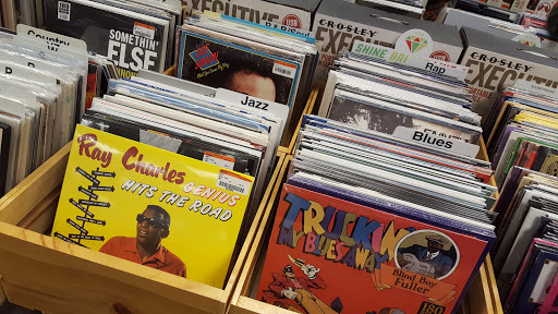 Used Book Store «2nd & Charles», reviews and photos, 2904 Prince William Pkwy, Woodbridge, VA 22192, USA