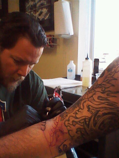 Tattoo Shop «One Shot Tattoo», reviews and photos, 5945 Glenway Ave, Cincinnati, OH 45238, USA