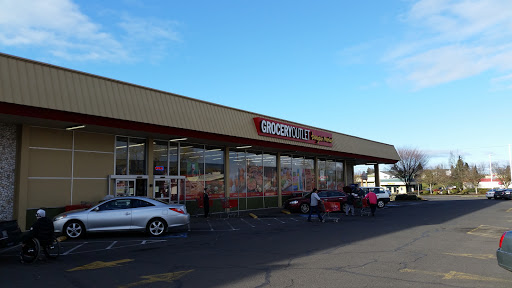 Grocery Store «Grocery Outlet Bargain Market», reviews and photos, 2060 River Rd, Eugene, OR 97404, USA