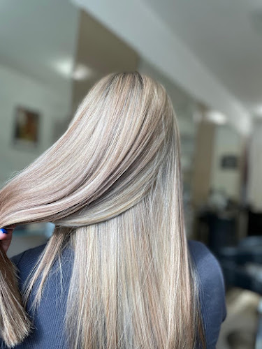 MW - Mateusz Wesołowski