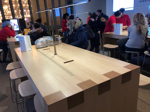 Computer Store «Apple Grand Central», reviews and photos, 45 Grand Central Terminal, New York, NY 10017, USA