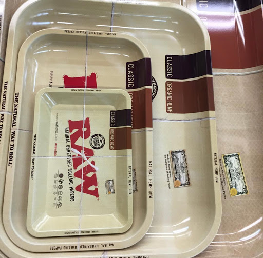 Tobacco Shop «J&J Smoke Shop», reviews and photos, 4520 Hallandale Beach Blvd, Pembroke Park, FL 33023, USA