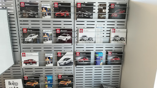 Used Car Dealer «Gunn Nissan», reviews and photos, 750 NE Interstate 410 Loop, San Antonio, TX 78209, USA