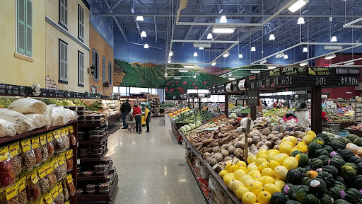 Grocery Store «Butera Market», reviews and photos, 2070 N Rand Rd, Palatine, IL 60074, USA