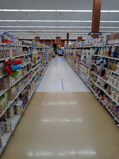 Shopping Mall «Frederick Shopping Center», reviews and photos, 1305 W 7th St, Frederick, MD 21702, USA