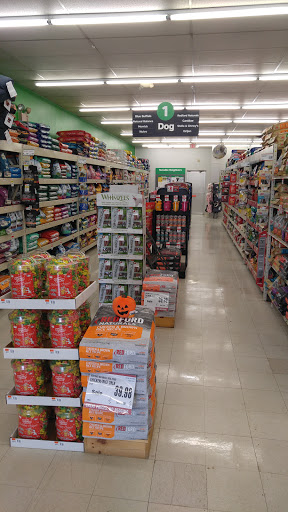 Pet Supply Store «Pet Supplies Plus», reviews and photos, 2480 Albany Ave, West Hartford, CT 06117, USA