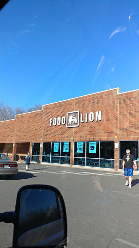 Grocery Store «Food Lion», reviews and photos, 720 S King St, Leesburg, VA 20175, USA