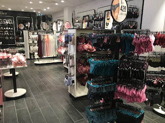 Hunkemöller