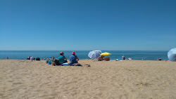 Noeveillard beach'in fotoğrafı imkanlar alanı