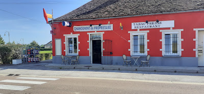 Bar de l'Amitié à Les Bordes-Aumont