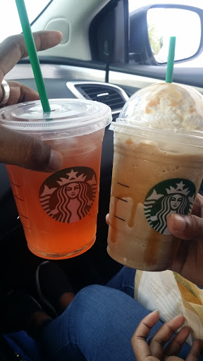 Coffee Shop «Starbucks», reviews and photos, 455 Main St, Islip, NY 11751, USA