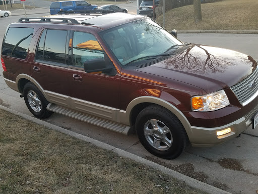 Used Car Dealer «Car King», reviews and photos, 10124 W Greenfield Ave, Milwaukee, WI 53214, USA