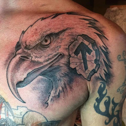 Tattoo Shop «Bloodeagle Tattoo Studio», reviews and photos, 406 S Craig St, Pittsburgh, PA 15213, USA