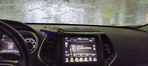 Car Wash «Hazel Dell Car Wash», reviews and photos, 8200 NE Hwy 99, Vancouver, WA 98665, USA