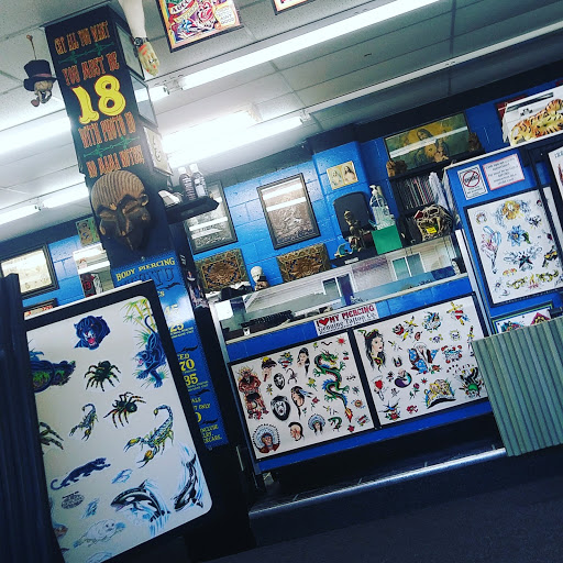 Tattoo Shop «Genuine Tattoo Co LLC», reviews and photos, 729 S Walnut St, Bloomington, IN 47401, USA