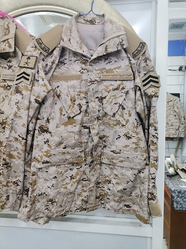 خياط عائشة للخياطة العسكرية 