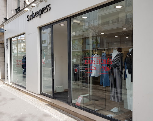 Magasin de vêtements sud express Boulogne-Billancourt