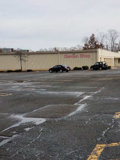 Shopping Mall «Delco Plaza», reviews and photos, 1644 St Georges Ave, Avenel, NJ 07001, USA