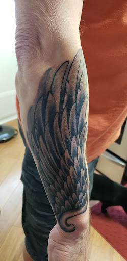 Explore guy shoulder tattoo ideas, creative tattoo ideas in Macomb, available at Lincoln Tattoo
