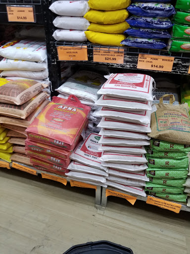 Indian Grocery Store «Apna Bazar», reviews and photos, 989 Boston Providence Hwy, Norwood, MA 02062, USA
