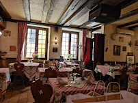 Atmosphère du Restaurant de spécialités alsaciennes S'Thomas Stuebel à Strasbourg - n°15