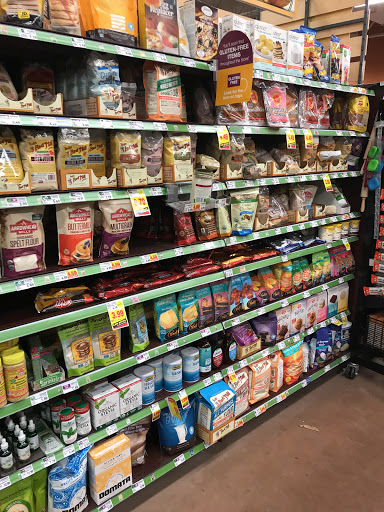 Grocery Store «Kroger», reviews and photos, 108 W Highland Rd, Howell, MI 48843, USA