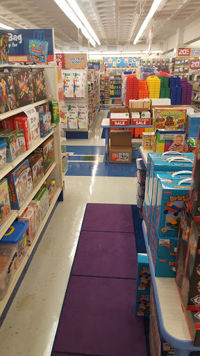 Educational Supply Store «Lakeshore Learning Store», reviews and photos, 969 Central Park Ave, Scarsdale, NY 10583, USA
