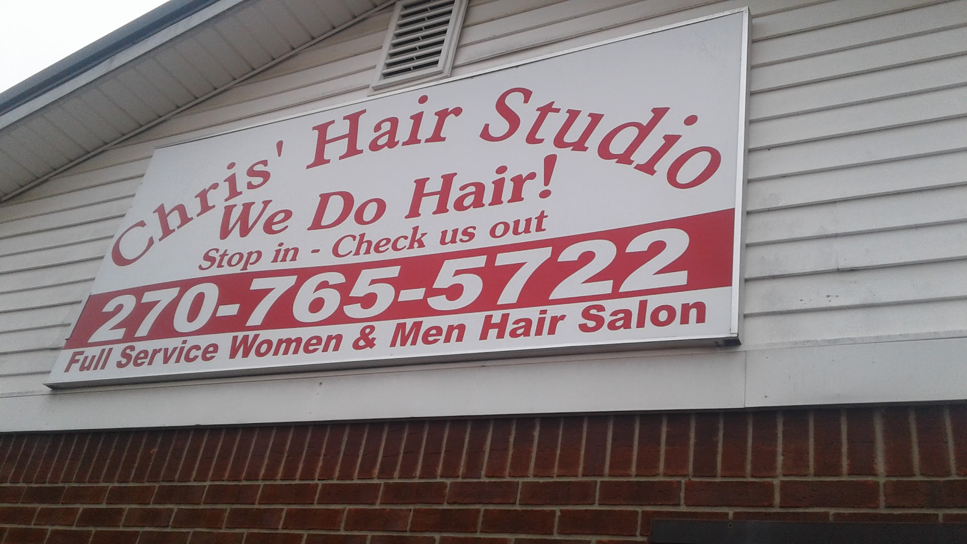 Chris' Hair Studio
