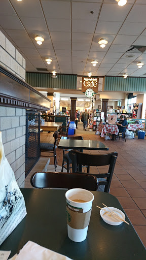 Book Store «Barnes & Noble», reviews and photos, 235 Daniel Webster Hwy, Nashua, NH 03060, USA