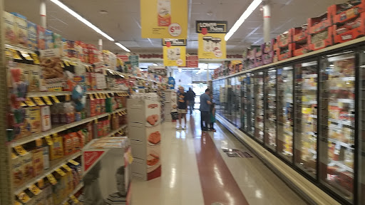 Grocery Store «Safeway», reviews and photos, 30 Chestnut Ave, South San Francisco, CA 94080, USA