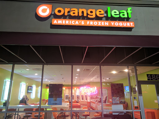 Frozen Yogurt Shop «Orange Leaf Frozen Yogurt», reviews and photos, 4866 1st Ave NE, Cedar Rapids, IA 52402, USA