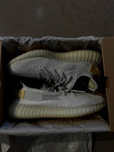 Shoe Store «Adidas Originals», reviews and photos, 8009 Melrose Ave, Los Angeles, CA 90046, USA