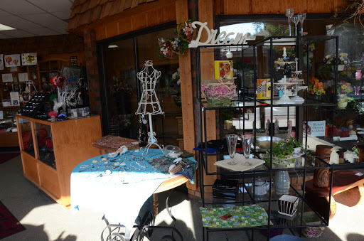 Florist «Westmont Floral Shop», reviews and photos, 116 N Cass Ave, Westmont, IL 60559, USA