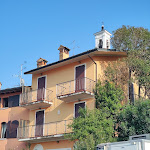 Photo n°4 de l'avis de 10HoursClips. fait le 28/05/2023 à 11:41 sur le  Classic Rock Beach Cafe à Desenzano del Garda