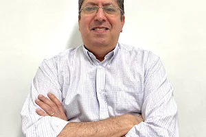 Dr. Ricardo Abukater - Cirurgião Dentista em Copacabana image