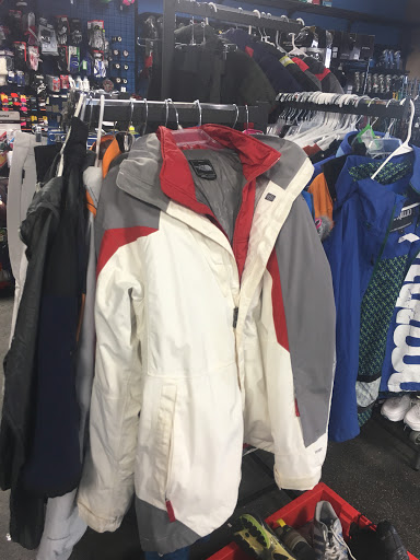 Sporting Goods Store «Play it Again Sports Kenosha», reviews and photos, 4017 75th St, Kenosha, WI 53142, USA