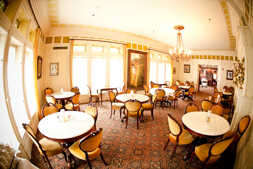 Tippecanoe Place Restaurant