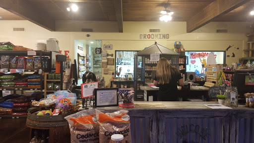 Natural Instincts Healthy Pet Center