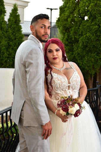 Bridal Shop «Bella Bridal Gallery», reviews and photos, 4301 Orchard Lake Rd Suite 190, West Bloomfield Township, MI 48323, USA