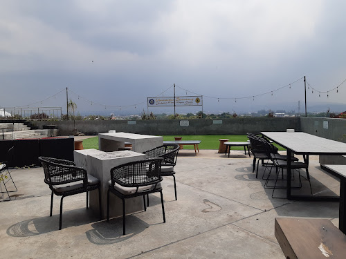 Arah Awan Coffee & Bar (RELX)