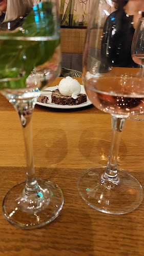 Estragon Ανοιχτές ώρες