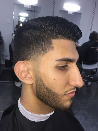 Barber Shop «Moetown’s Barber Shop», reviews and photos, 10030 Cross Creek Blvd, Tampa, FL 33647, USA