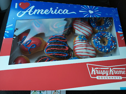 Donut Shop «Krispy Kreme South Charleston», reviews and photos, 42 Riverwalk Plaza McCorkle Ave, South Charleston, WV 25303, USA