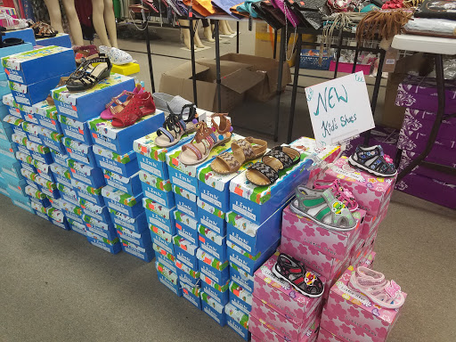 Clothing Store «Top Fashion Y Wholesale», reviews and photos, 11526 Harry Hines Blvd Suite 109, Dallas, TX 75229, USA