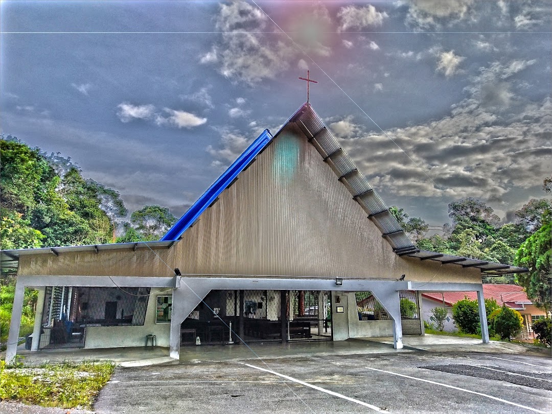 Holy Family Chapel, Kampung Podam